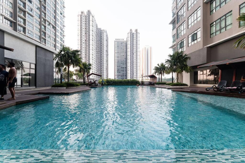 Conezion Residence Putrajaya 3Br6Pax Ioi City Mall Dış mekan fotoğraf
