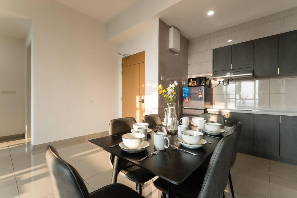 Conezion Residence Putrajaya 3Br6Pax Ioi City Mall Dış mekan fotoğraf