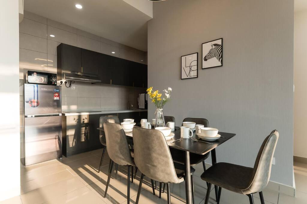 Conezion Residence Putrajaya 3Br6Pax Ioi City Mall Dış mekan fotoğraf